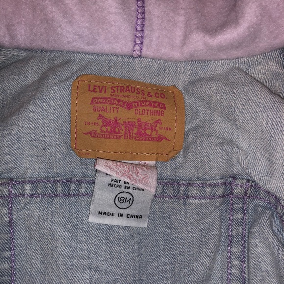 Girls 18 months denim jacket with hood - Picture 2 of 3